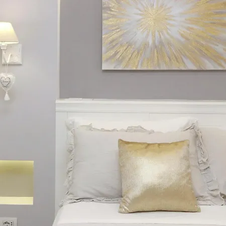 Гостевой дом Roman Holiday Suites Рим