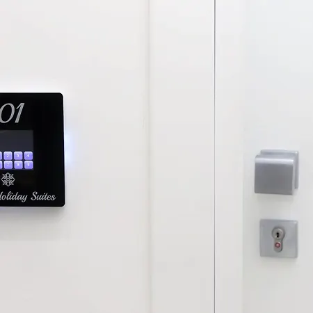 Roman Holiday Suites