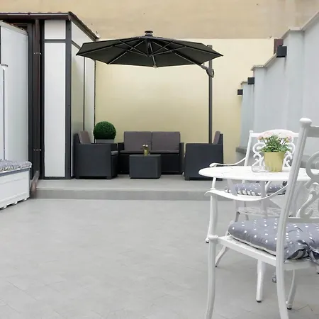 Roman Holiday Suites Casa de hóspedes