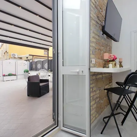 Roman Holiday Suites Rom