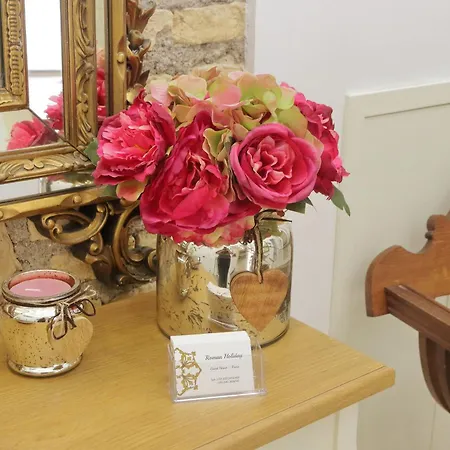 Roman Holiday Suites 4* Rom