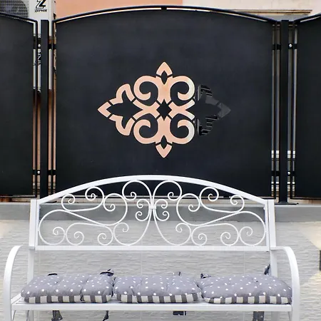 Roman Holiday Suites Pensionat