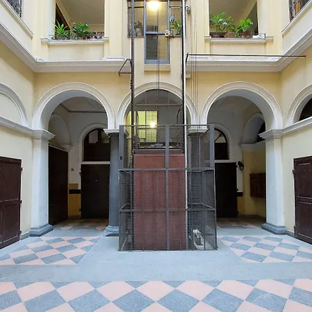 Pensionat Roman Holiday Suites