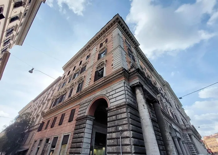 Roman Holiday Suites